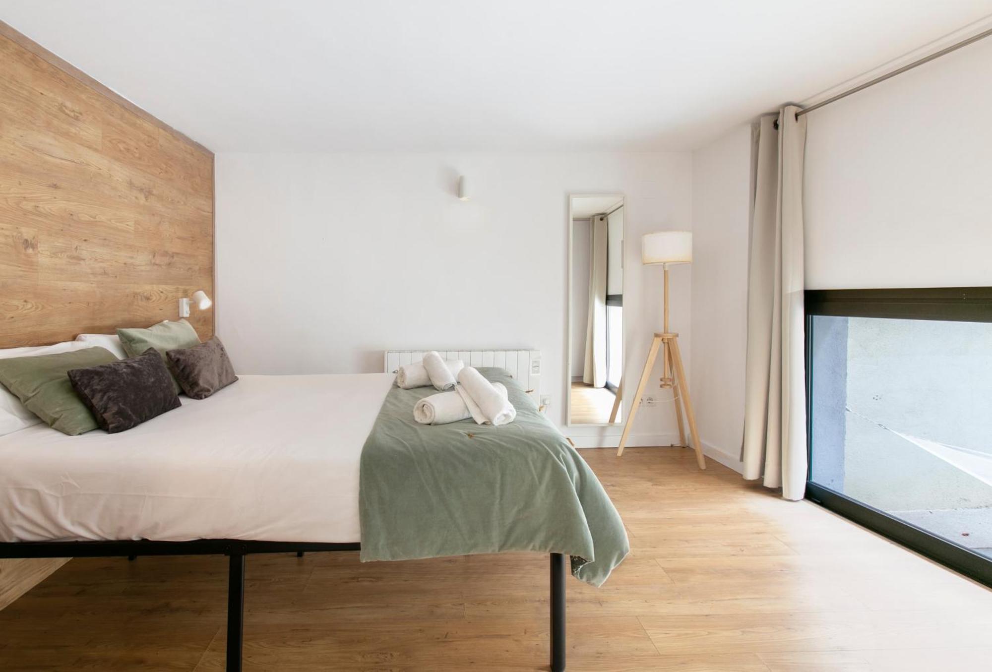 Chic And Modern Apartments In Gracia Barcelona Room photo