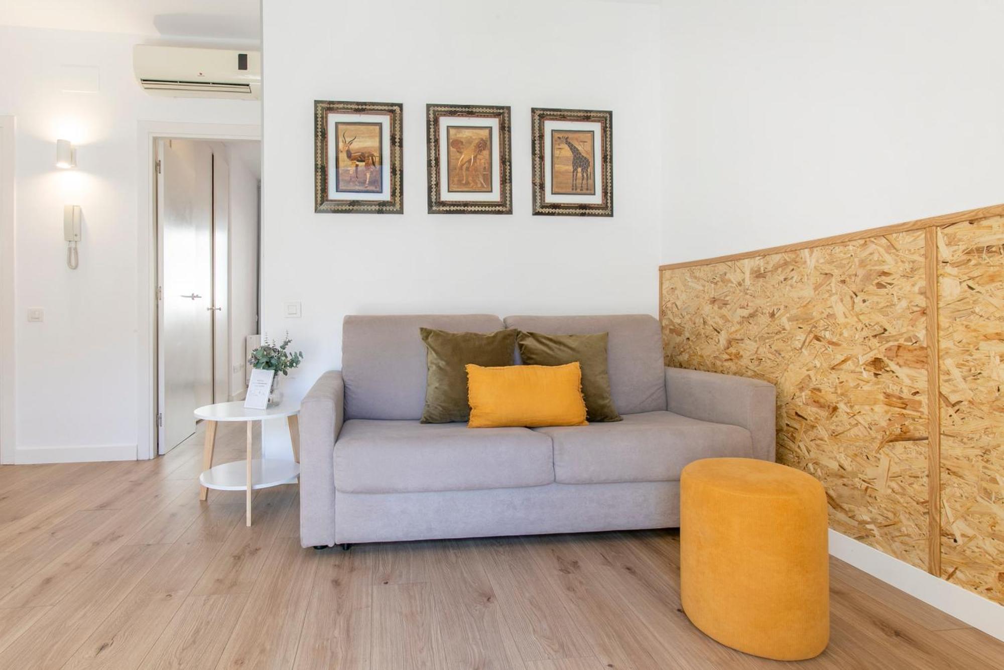 Chic And Modern Apartments In Gracia Barcelona Room photo