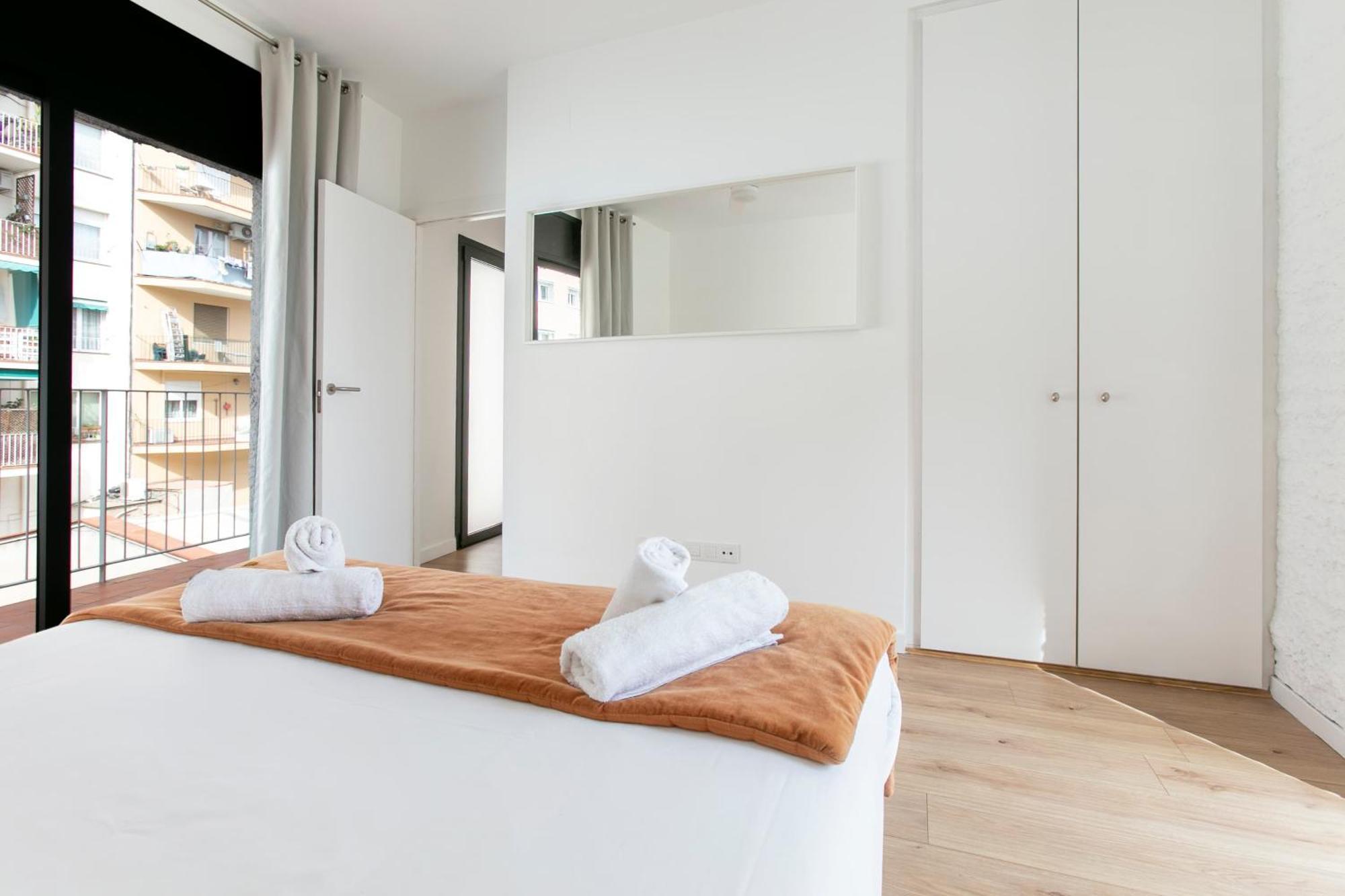 Chic And Modern Apartments In Gracia Barcelona Room photo